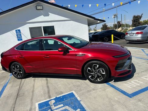 Used 2024 Hyundai Sonata SEL FWD image 5