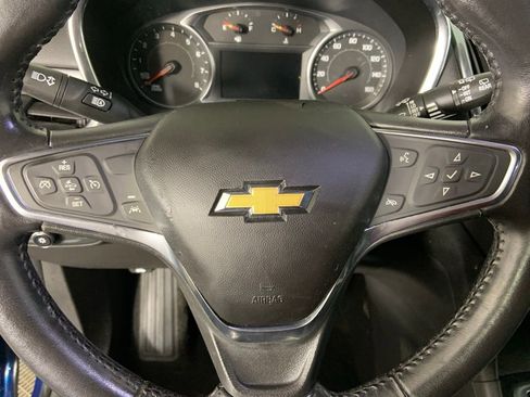 Used 2020 Chevrolet Equinox LT w/ Driver Convenience Package image 31