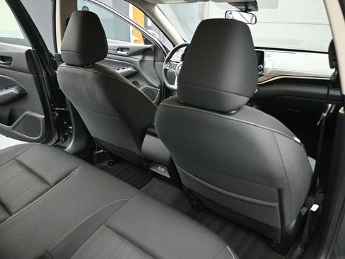 Used 2025 Nissan Altima 2.5 SV image 29