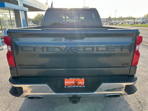 Used 2022 Chevrolet Silverado 1500 LTZ AWD/4WD image 8