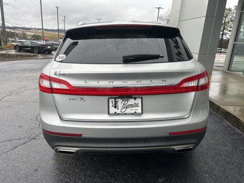 Used 2017 Lincoln MKX Reserve image 6