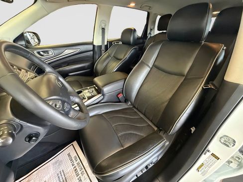 Used 2019 INFINITI QX60 Luxe w/ Essential Package image 11