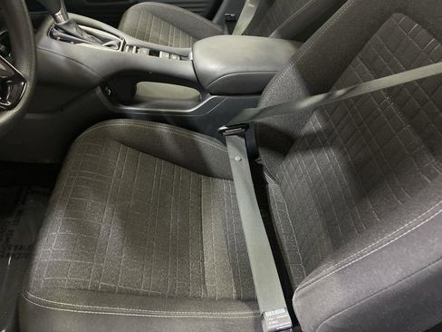 Used 2023 Honda HR-V LX image 11