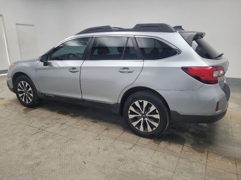 Used 2017 Subaru Outback 2.5i Limited image 3
