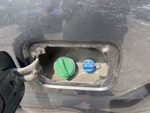 Used 2016 Ford F350 Lariat w/ Lariat Interior Package image 22