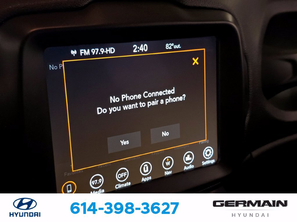Used 2021 Jeep Renegade Latitude AWD/4WD image 29