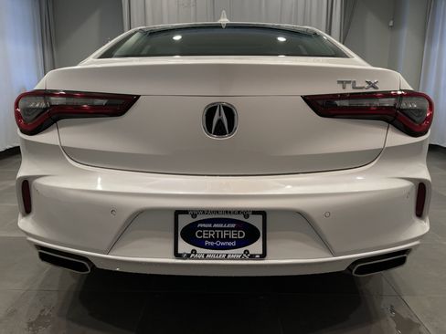 Used 2023 Acura TLX w/ Technology Package image 6