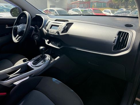 Used 2015 Kia Sportage LX image 10