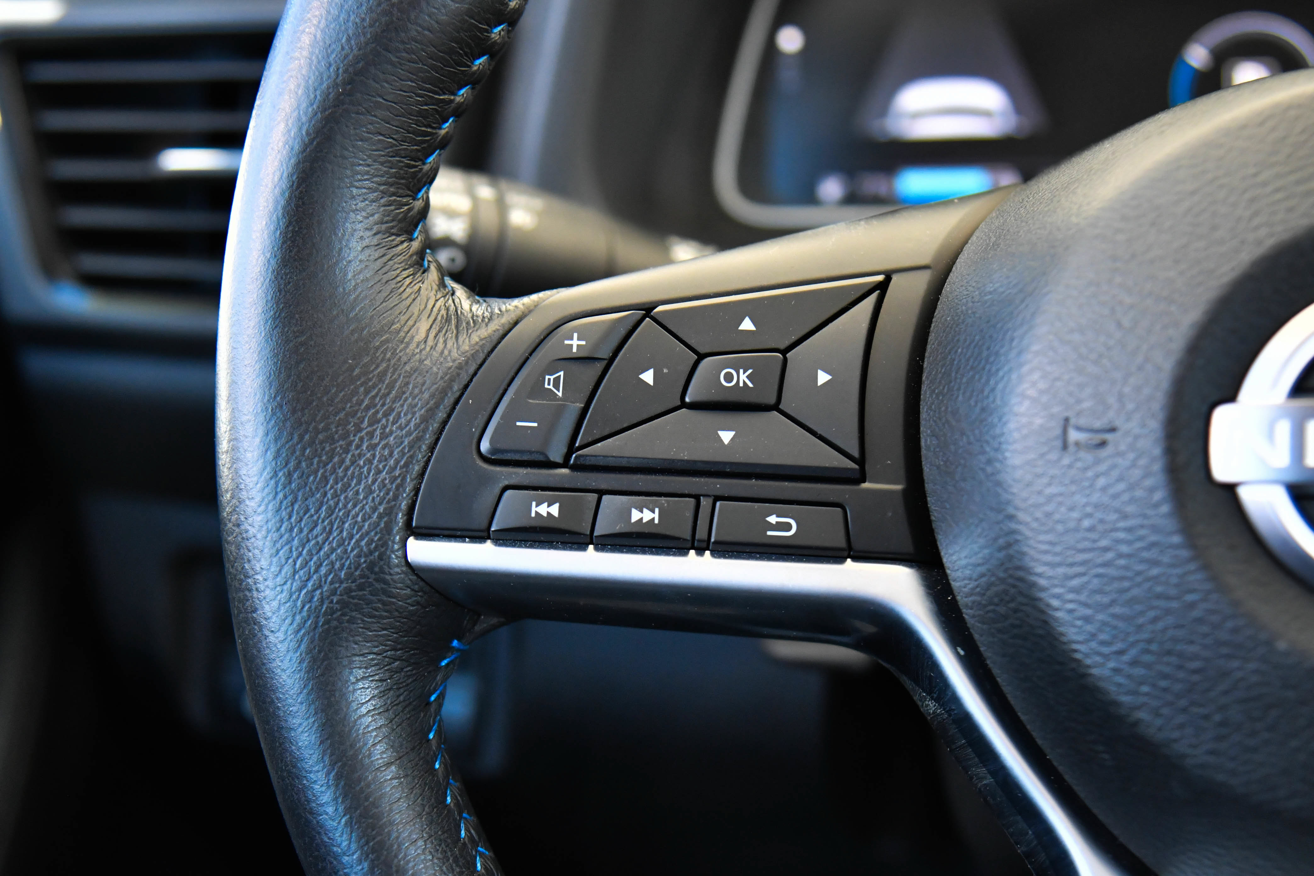 Used 2025 Nissan Leaf SV Plus FWD image 37