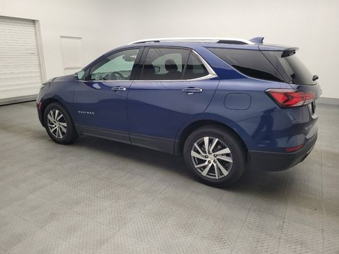 Used 2022 Chevrolet Equinox Premier image 3