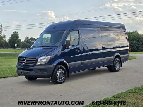 Used 2017 Mercedes-Benz Sprinter 3500 image 1