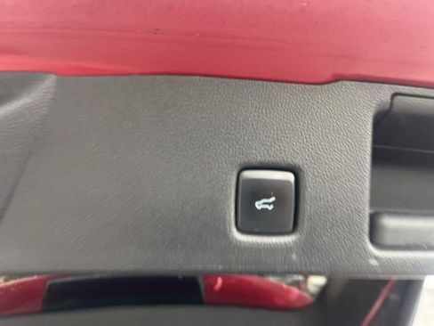 Certified 2022 Ford Escape SE w/ SE Sport Appearance Package image 11