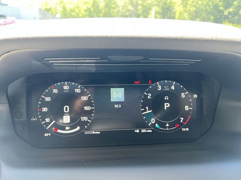 New 2024 Land Rover Discovery Sport S image 18