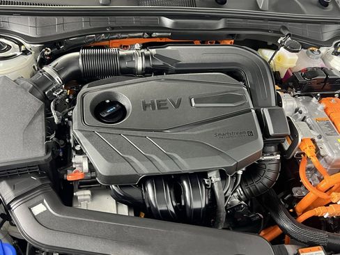 Used 2025 Hyundai Sonata Limited w/ Winter Weather Package image 34