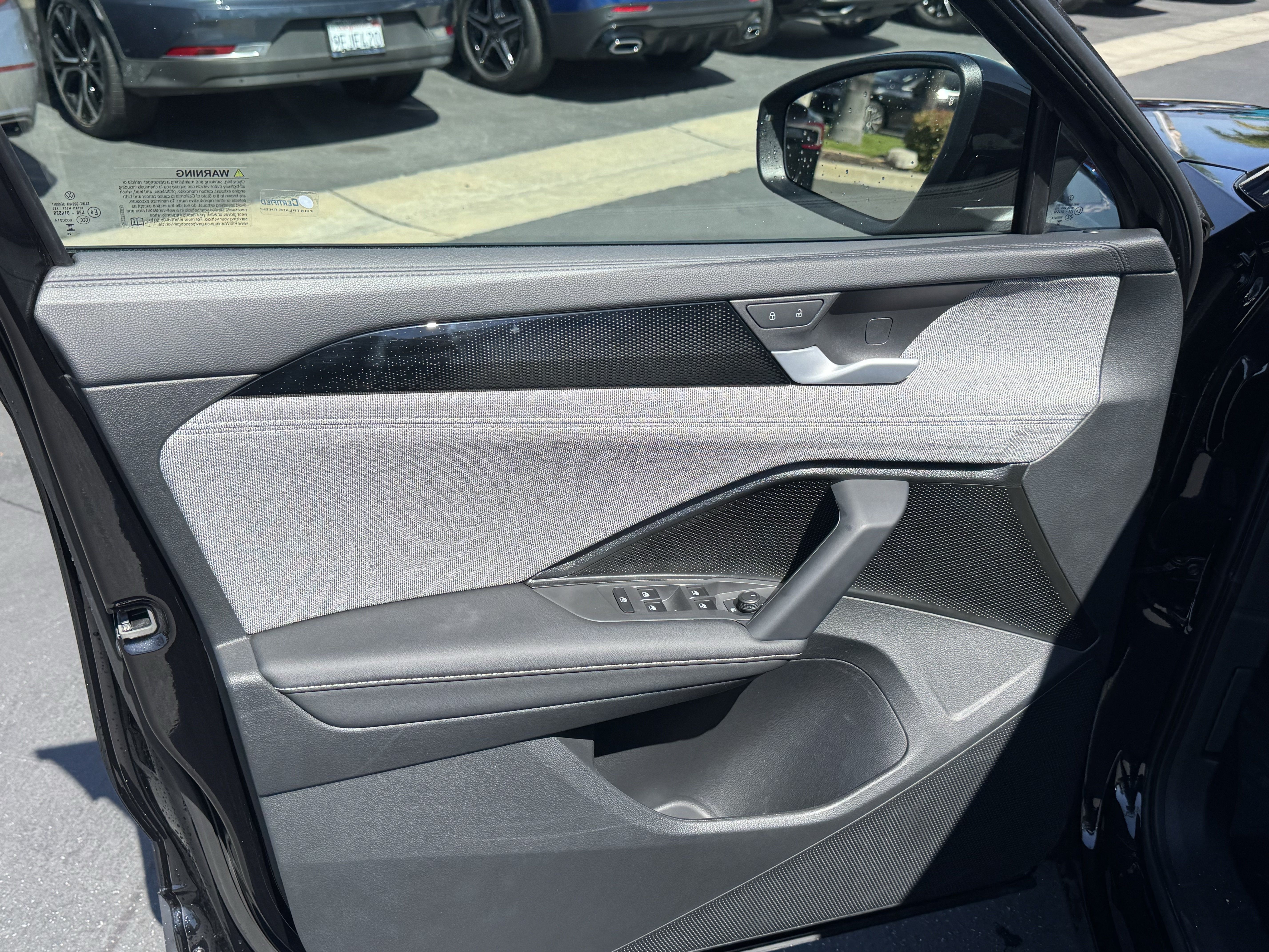 Certified 2025 Volkswagen Tiguan S FWD image 13