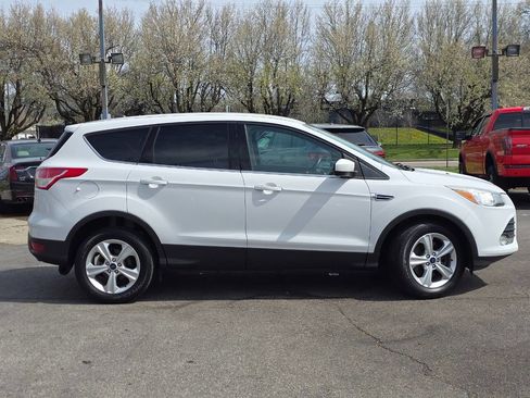 Used 2016 Ford Escape SE image 4
