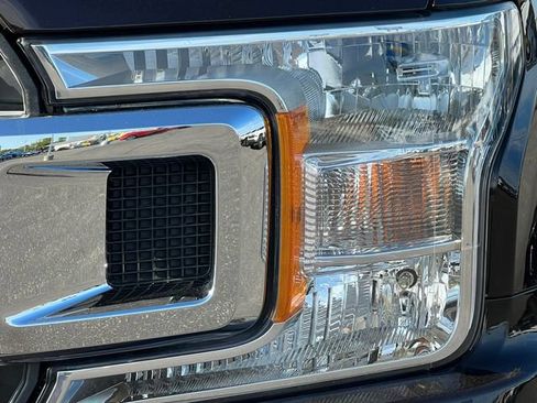 Used 2020 Ford F150 XLT w/ Equipment Group 302A Luxury AWD/4WD image 38