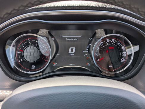 Used 2022 Dodge Challenger R/T Scat Pack RWD image 11
