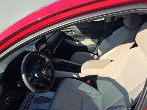 Used 2023 Honda Accord EX image 24