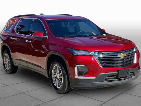 Used 2023 Chevrolet Traverse LT FWD image 3