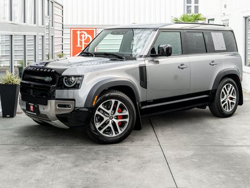 Used 2022 Land Rover Defender 110 X AWD/4WD image 2