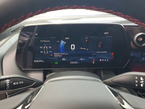 Used 2024 Chevrolet Equinox EV RS FWD image 22