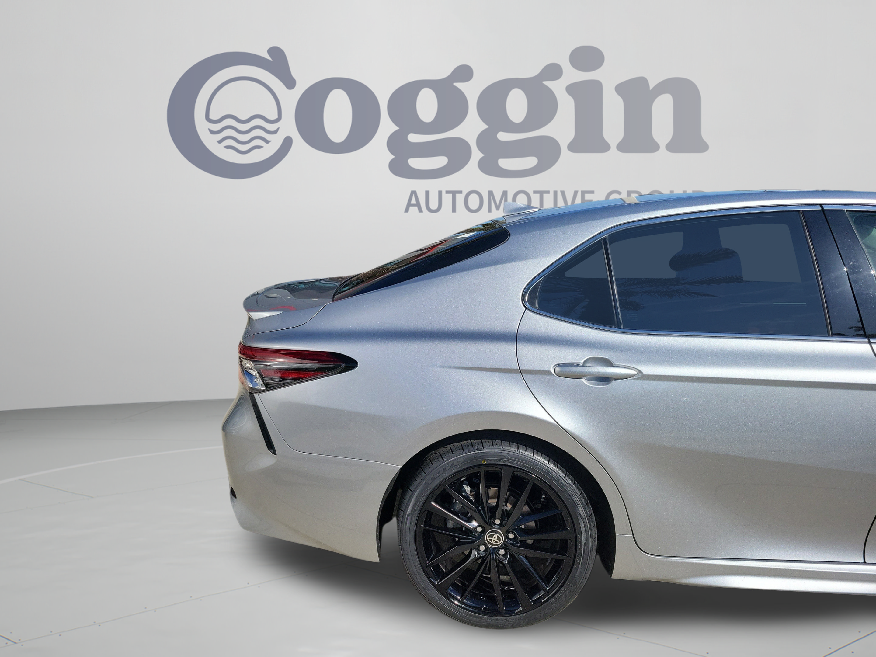 Used 2022 Toyota Camry XSE FWD image 33