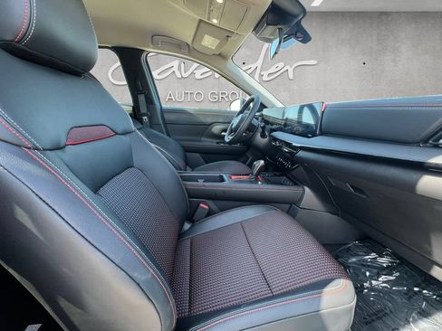 Certified 2026 Nissan Kicks SR w/ Cold Weather Package AWD/4WD image 24