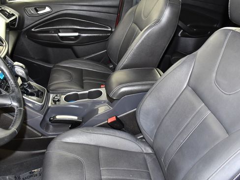 Used 2013 Ford Escape Titanium w/ Parking Technology Pkg AWD/4WD image 38