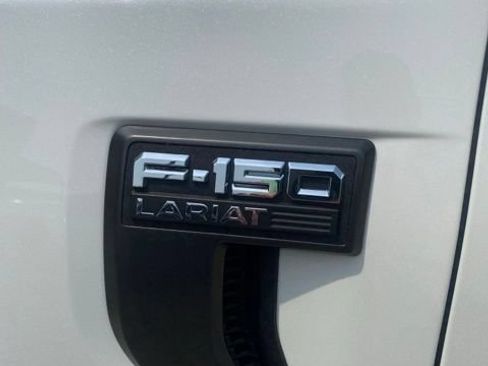 Used 2023 Ford F150 Lariat AWD/4WD image 10