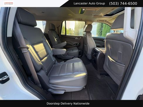 Used 2015 GMC Yukon Denali w/ Premium Package AWD/4WD image 22