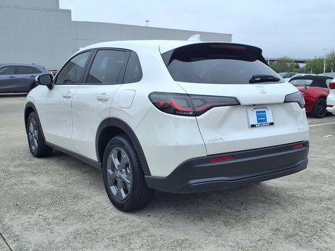 Certified 2026 Honda HR-V LX image 3