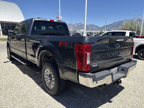 Used 2020 Ford F350 XLT w/ XLT Premium Package AWD/4WD image 5