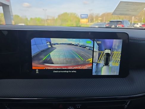 Certified 2025 Nissan Kicks SR image 22