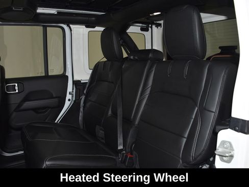 Used 2023 Jeep Wrangler Unlimited Sahara w/ Cold Weather Group AWD/4WD image 27