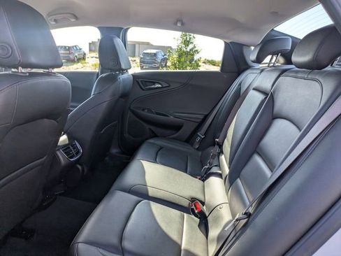 Used 2024 Chevrolet Malibu LT FWD image 12