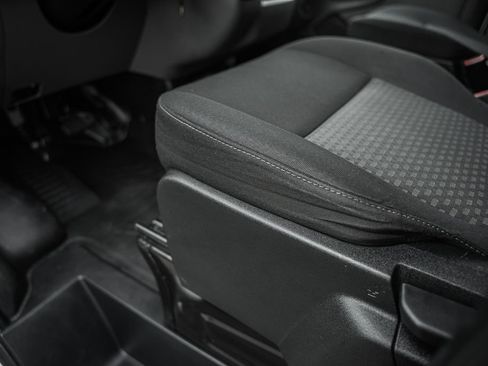 Certified 2023 Ford Transit 250 Low Roof w/ Exterior Upgrade Package image 35