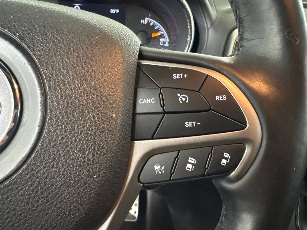 Used 2018 Jeep Grand Cherokee High Altitude RWD image 15