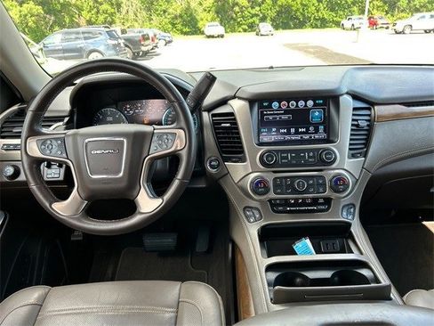 Used 2019 GMC Yukon Denali w/ Open Road Package image 14