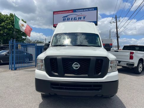 Used 2020 Nissan NV 2500 SV w/ Back Door Glass Package RWD image 1