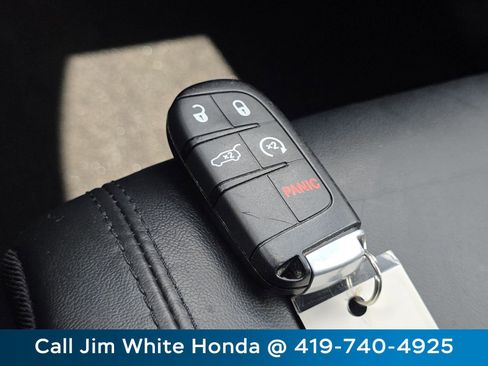 Used 2020 Jeep Grand Cherokee Limited AWD/4WD image 33