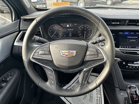 Certified 2025 Cadillac XT5 Premium Luxury image 14