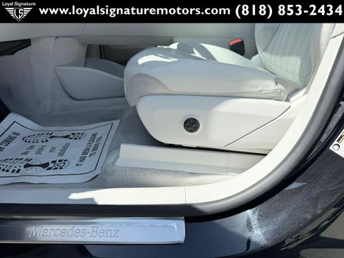 Used 2023 Mercedes-Benz EQS 580 4MATIC SUV image 28