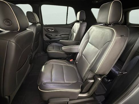 Used 2023 Chevrolet Traverse Premier w/ Redline Edition image 28