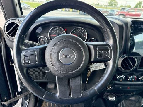 Used 2015 Jeep Wrangler Sport w/ Quick Order Package 23S AWD/4WD image 14