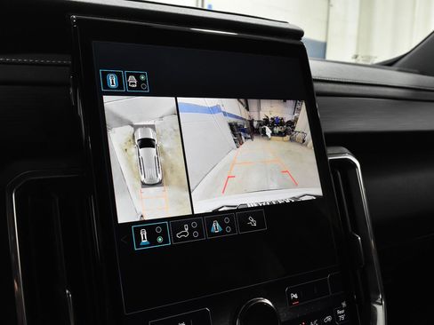 Used 2025 GMC Acadia Elevation image 22