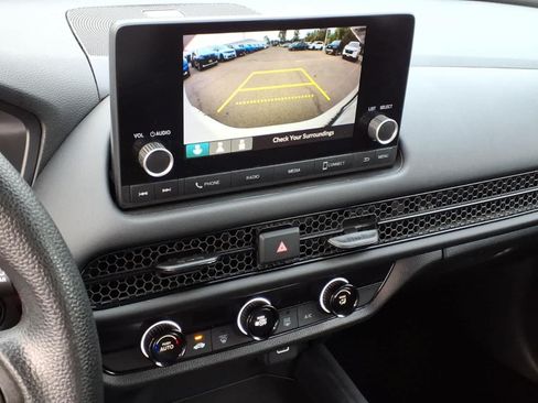 Used 2023 Honda HR-V LX image 21