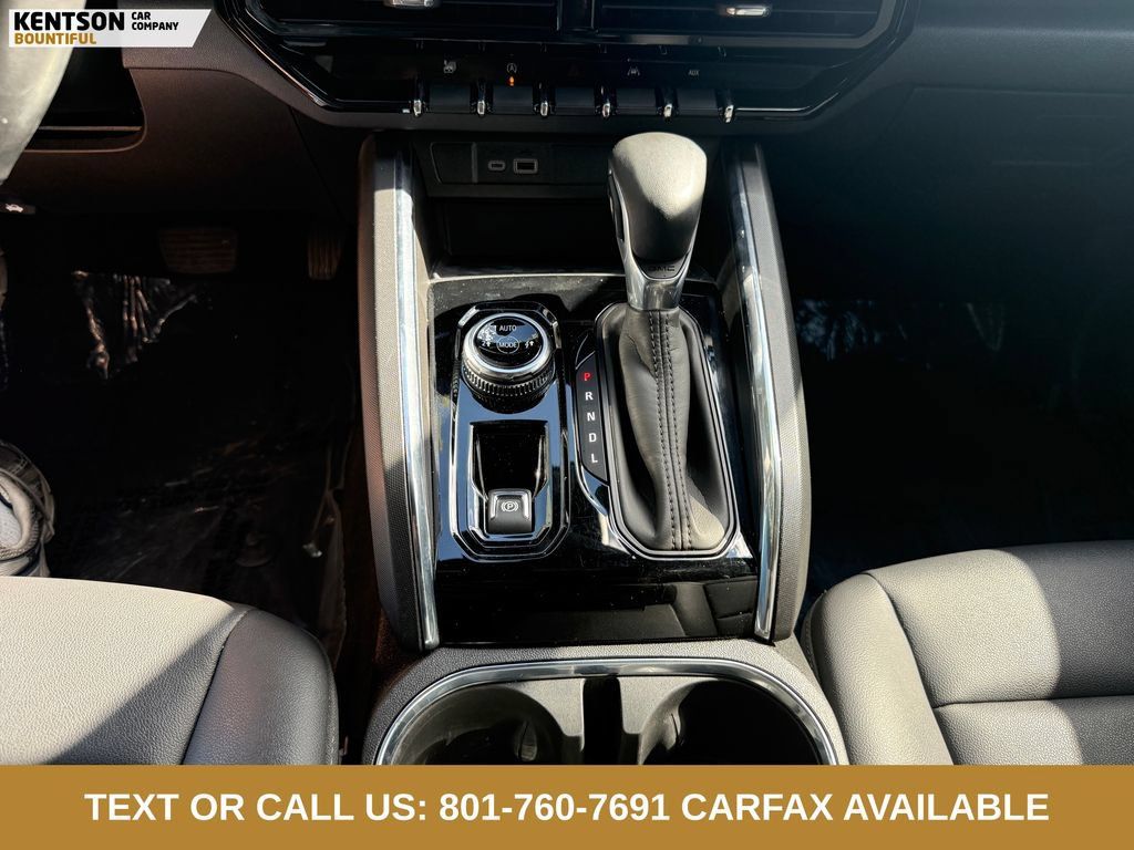 Used 2024 GMC Canyon Elevation w/ Convenience Package AWD/4WD image 21