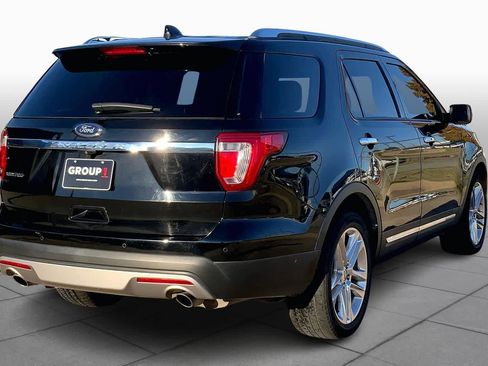 Used 2017 Ford Explorer Limited w/ Equipment Group 301A image 11