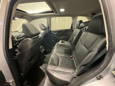 Used 2019 Subaru Forester Touring w/ Popular Package #3 AWD/4WD image 11